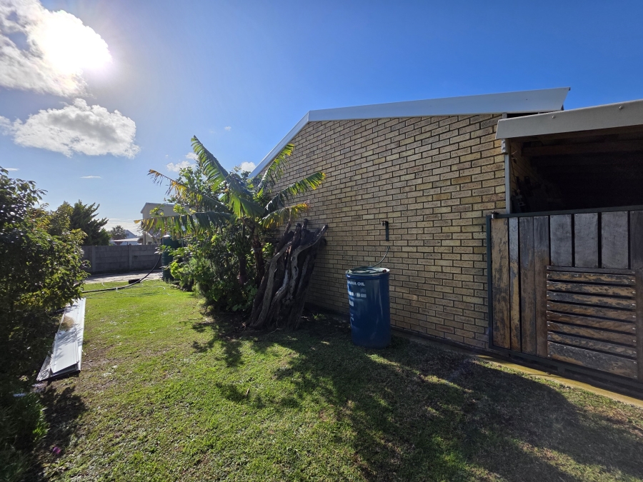 3 Bedroom Property for Sale in Wavecrest Eastern Cape